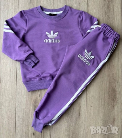 Спортен екип за момиче Adidas  
