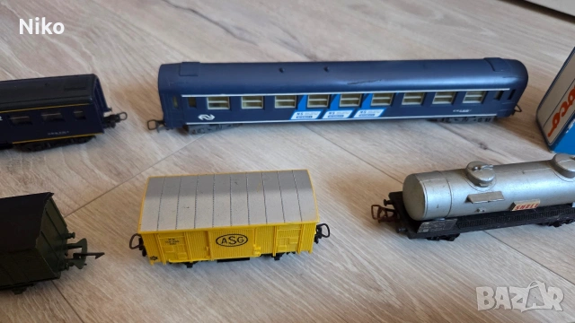25 х вагони H0 (1:87) Lima, Jouef, Märklin, Roco, Fleischmann (най-ниската цена!!) , снимка 3 - Други ценни предмети - 53047329
