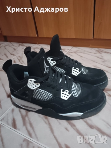 AIR JORDAN 4 RETRO, снимка 3 - Маратонки - 52819586