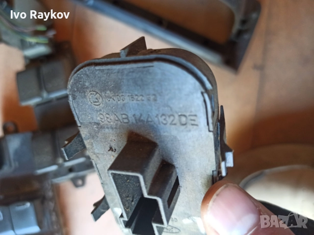 Панел Бутони Стъкла , Ford Focus MK1 , 98AB14A132DE, снимка 7 - Части - 52498083