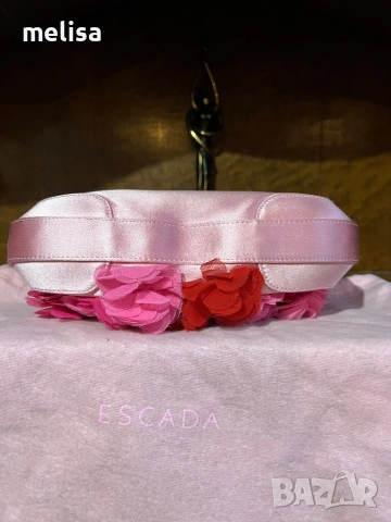 Escada  чанта ръчно правена, снимка 4 - Чанти - 53392067