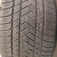 2бр.зимни гуми 275/35/22 Pirelli, снимка 1 - Гуми и джанти - 46216453