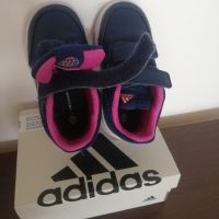 Adidas маратонки детски, снимка 2 - Детски маратонки - 45374440
