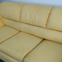 Триместен разтегателен диван - жълт, снимка 2 - Дивани и мека мебел - 45435099
