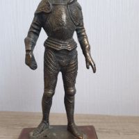 Бронзова ,масивна статуетка на рицар "Sec.XI", снимка 7 - Антикварни и старинни предмети - 45130491