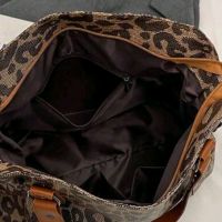 Модерна голяма тигрова чанта от екокожа, снимка 5 - Чанти - 45483679