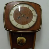 № 7474 стар стенен часовник  Hermle   - с гонг на половин и цял / кръгъл час  , снимка 1 - Други ценни предмети - 45179979