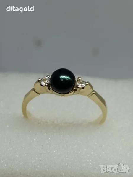Нов 14К златен пръстен с естествена черна перла и естествени бели топази, снимка 1