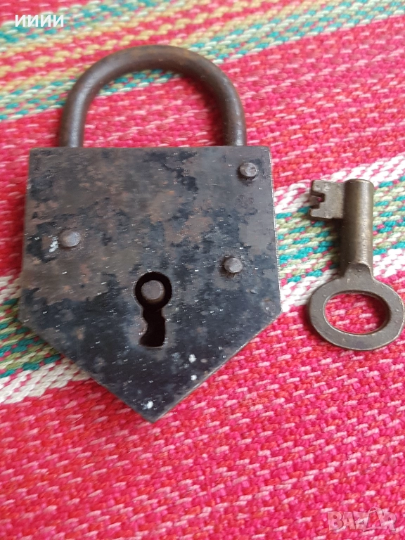 Кован катинар 19 век, снимка 1