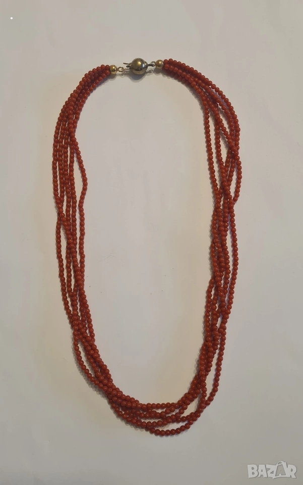 Представяме ви изключително красиво колие от естествен червен корал с сребърна закопчалка  925, снимка 1