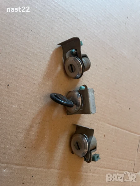 3.бр ключалки с ключ за Сузуки Самурай, снимка 1