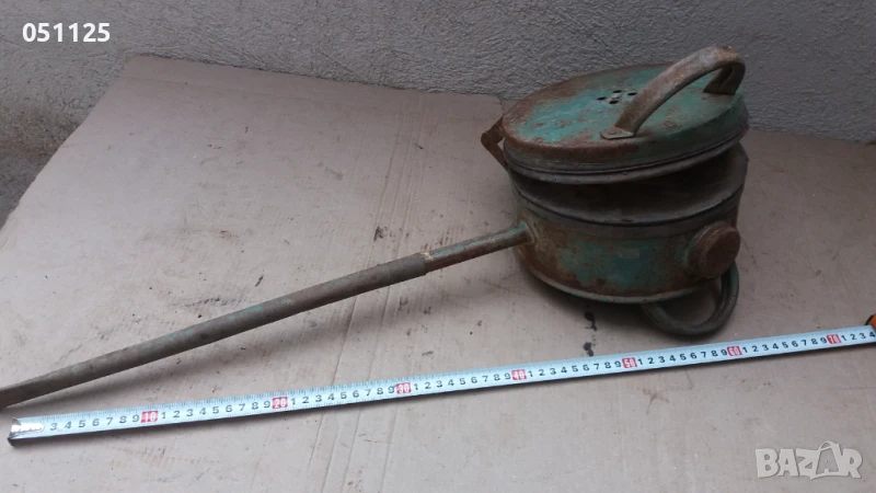 стара машинка за пръскане на лозя със сяра , снимка 1