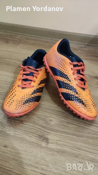 Adidas футболни стоножки 35 номер , снимка 1