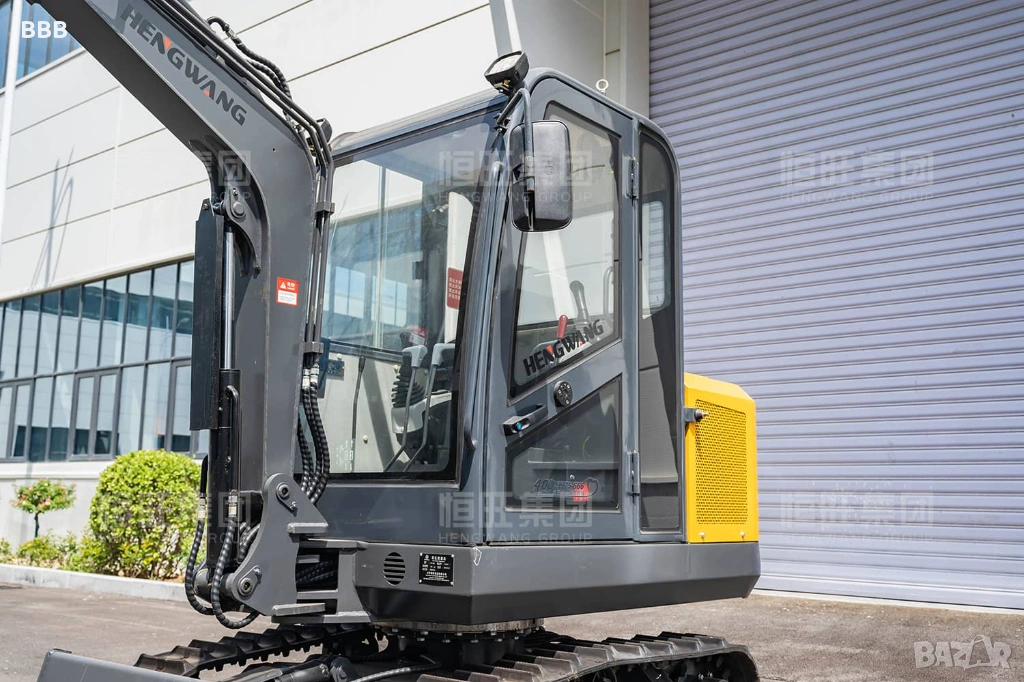 Продавам багер Hengwang HW 35, снимка 1