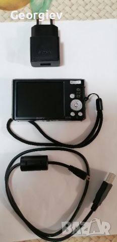 Продавам фотокамера SONY W 830, 20.1 MP, 8X ZOOM, 32 GB памет, снимка 2 - Фотоапарати - 45300522