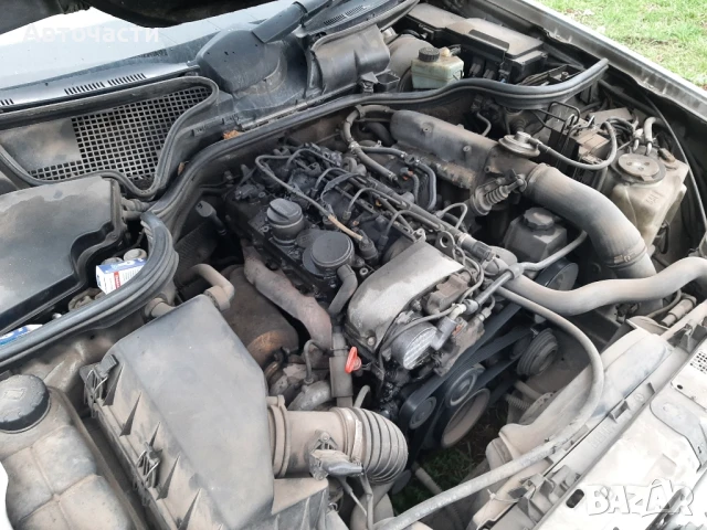 Двигател Мерцедес Е220ТД 611.961 95к.с Mercedes E220TD, снимка 2 - Части - 51240803