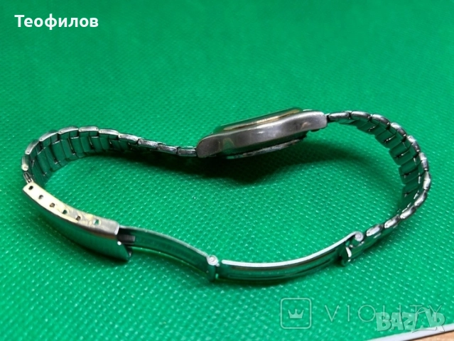 Дамски часовник CMI made in Japan , снимка 4 - Мъжки - 52792010