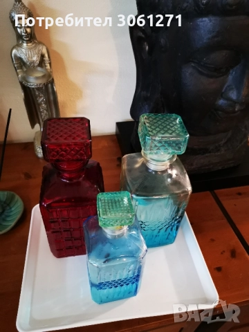 Стъклени декантери от Емполи от 60-те/70-те години. 3 брой  Стъклена Гарафа , снимка 2 - Буркани, бутилки и капачки - 52147287