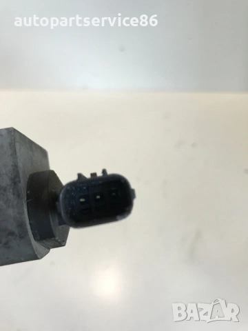 Краен капак за Mazda 5 2.0D (2007) RF7J10600, снимка 2 - Части - 53699964