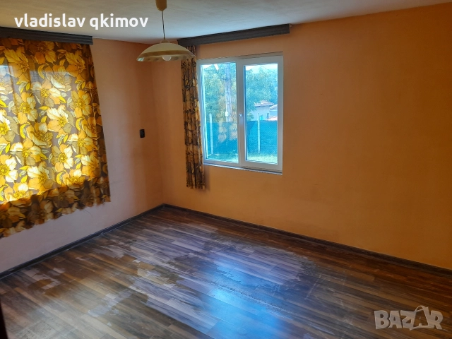 Продавам къща с.Крапец Враца, снимка 12 - Къщи - 52651124