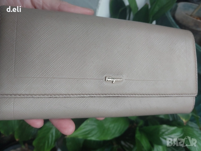 Salvatore Ferragamo. Italy. Original Два портфейла, снимка 2 - Портфейли, портмонета - 44289824