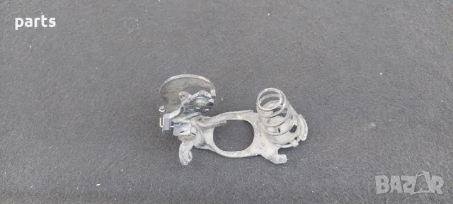 Ключалка Преден Капак Мерцедес C класа W203, снимка 3 - Части - 49746753