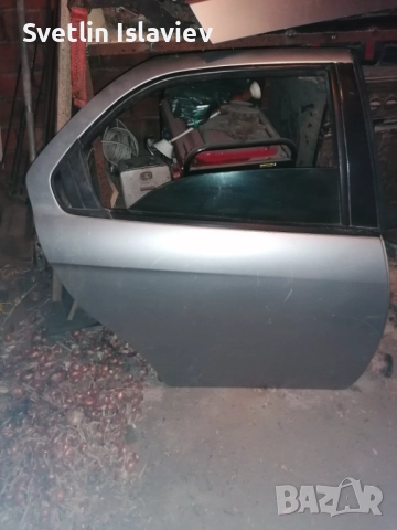 Дясна задна врата за Алфа Ромео 156 