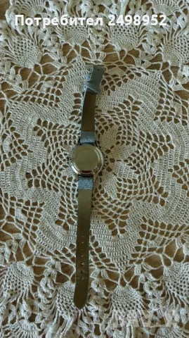 Дамски часовник с батерия , снимка 2 - Дамски - 50124739