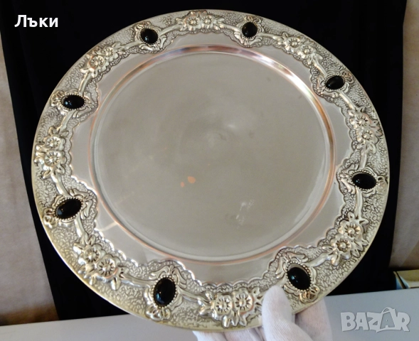 Посребрена поднос,рози,оникс 31 см. 