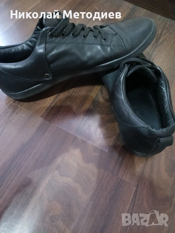 Emporio Armani 41 няма скъсано просто не ги нося, снимка 4 - Маратонки - 54008762