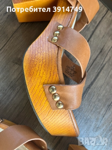 Кожени сандали, висококачествена изработка, с платформа и висок ток в чудесно състояние, 38, снимка 5 - Дамски елегантни обувки - 51729116