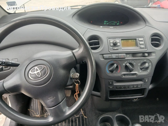 Toyota Yaris 1.4 d4d, 2004 г на части, снимка 9 - Автомобили и джипове - 54211887
