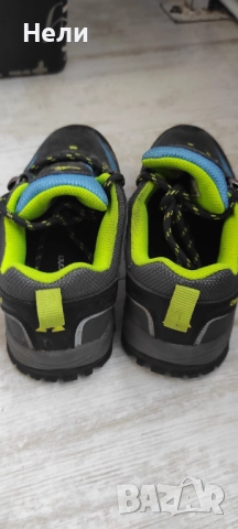 Зимни обувки , снимка 2 - Детски боти и ботуши - 52890400