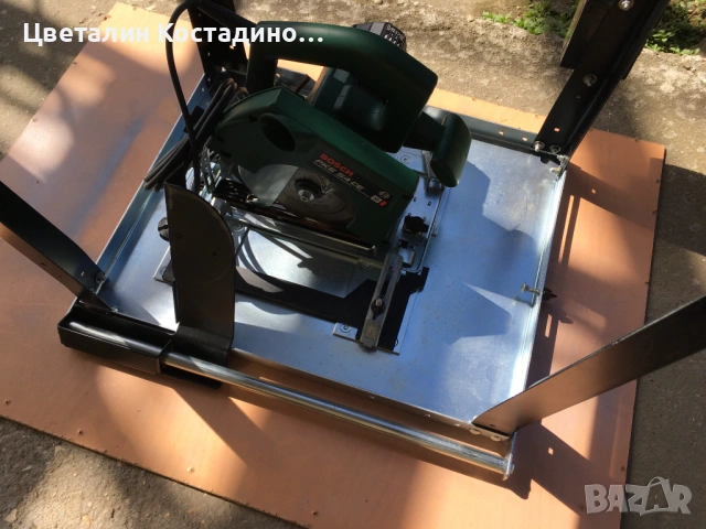 настолен циркуляр Bosch, със стойка Bosch, снимка 10 - Циркуляри - 54258925