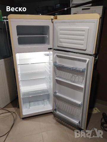 Ретро хладилник Wolkenstein Noltalgy, снимка 6 - Хладилници - 53871052