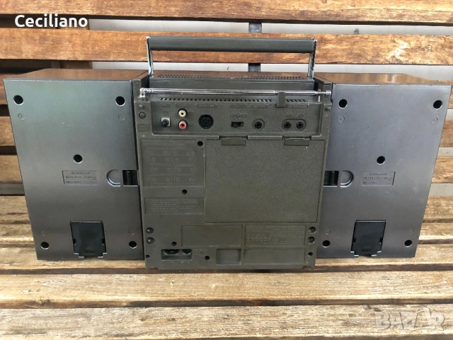 Радиокасетофон HITACHI TRK-9100 Е , снимка 9 - Радиокасетофони, транзистори - 53662772