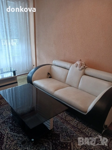 двустаен непреходен апартамент в гр Перник кв Изток., снимка 3 - Апартаменти - 53978695