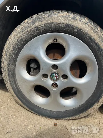 Джанти от Алфа Ромео, снимка 2 - Гуми и джанти - 49863909