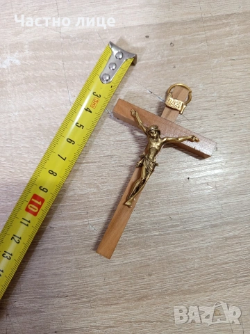 Кръст (медальон), снимка 3 - Колиета, медальони, синджири - 54183228