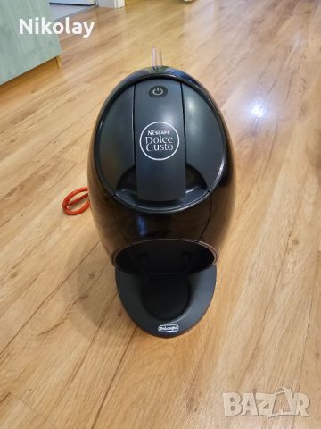 Delonghi Nescafe Dolce Gusto кафемашина с капсули, снимка 1 - Кафемашини - 45323893