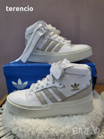 Бели кецки Adidas