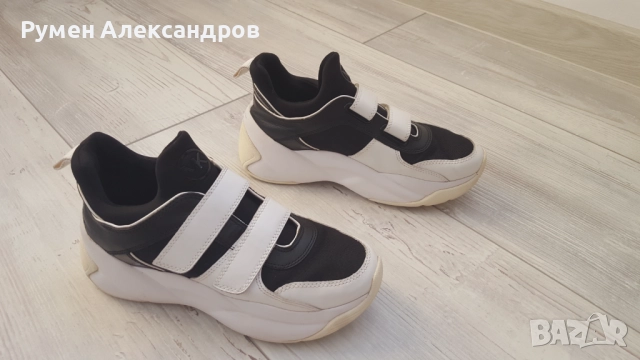 Бели дамски маратонки MICHAEL KORS размер 39, снимка 4 - Маратонки - 52111412