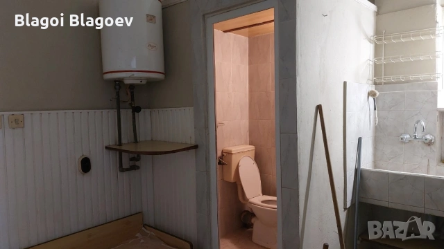 Продава се . Дава под Наем.търговски обект(фризьорски салон) 68кв.м на главен булевард ., снимка 10 - Магазини - 42079338