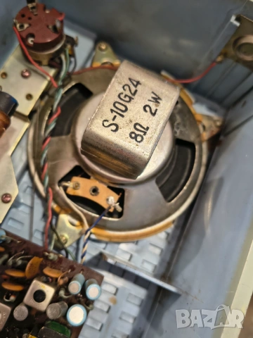 Японско радио , снимка 8 - Радиокасетофони, транзистори - 53618507