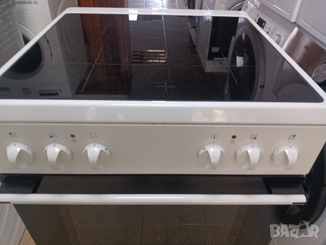 Свободно стояща печка с керамичен плот Gorenje с 2 години Гаранция!, снимка 3 - Печки, фурни - 53881617