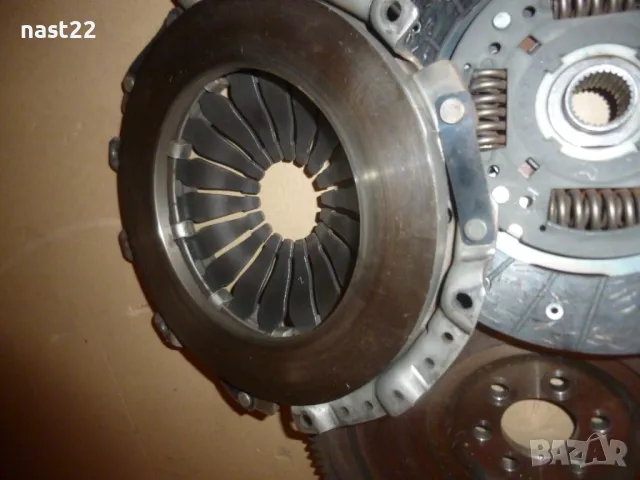 Маховик със съединител Фолксваген Поло 1.4 тди 80 к.с BLS, снимка 2 - Части - 50144069