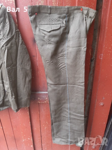 Военна соц униформа сержант ВВС , БНА , НРБ, снимка 3 - Антикварни и старинни предмети - 54069261