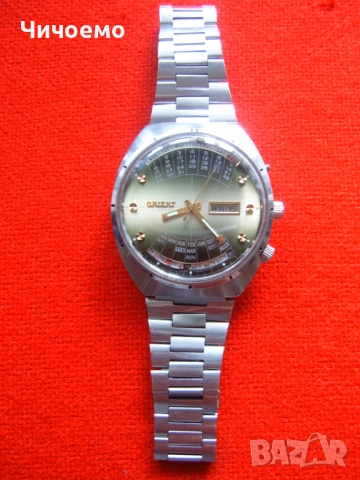  Ориент Вечен Календар мъжки часовник  Ретро Класика!, снимка 5 - Антикварни и старинни предмети - 51397010