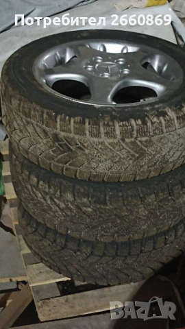 Зимни гуми с джанти 16 цола, снимка 3 - Гуми и джанти - 45528884