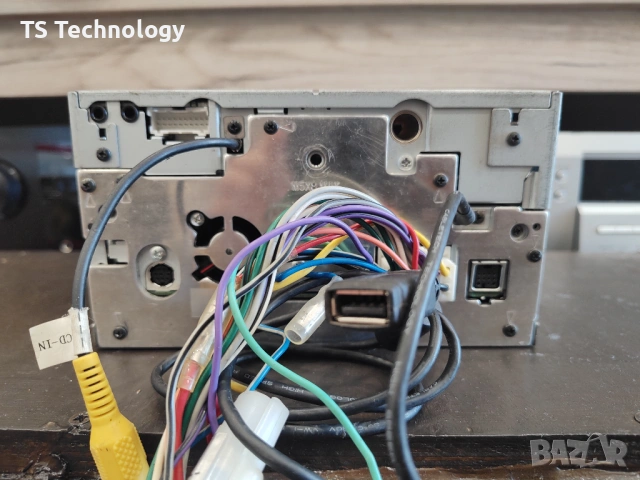 Най-висок клас Мултимедия Clarion MAX688RBT, снимка 7 - Аксесоари и консумативи - 53045414